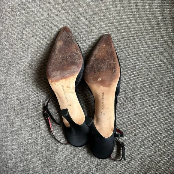 Vintage satin Manolo Blahnik rosebud heels - Picture 5 of 6